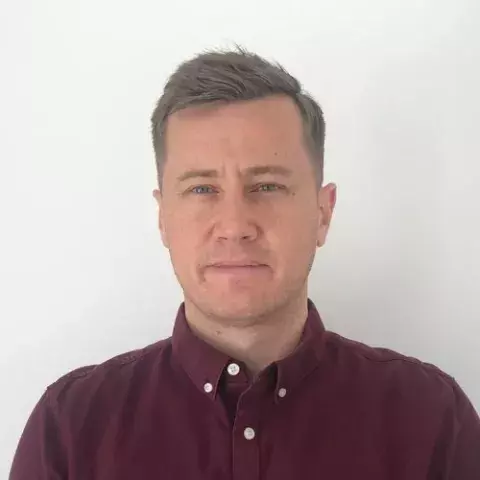 Elliott Poynter
