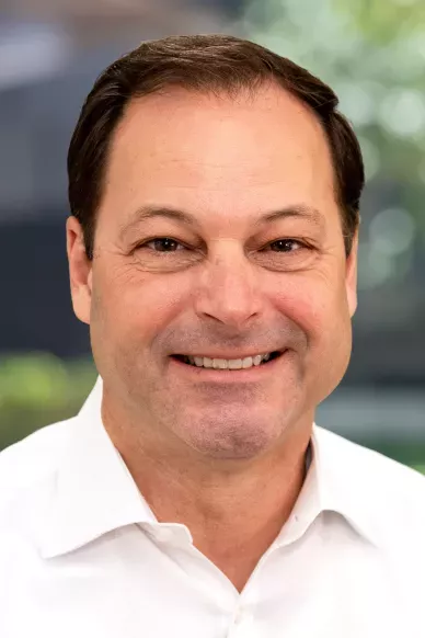 Rich Deal Portrait-main.jpg Rich Deal
