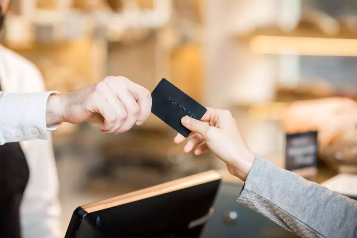 using-creditcard.jpg Using credit card