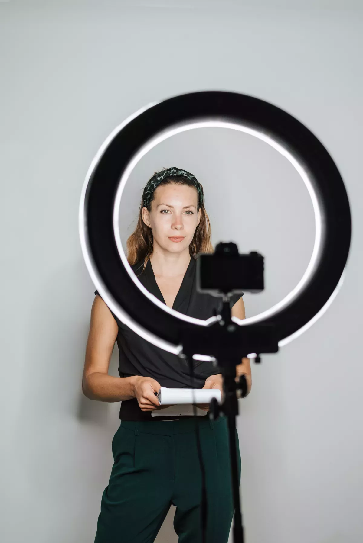 Newsroom.jpg Woman in front of camera