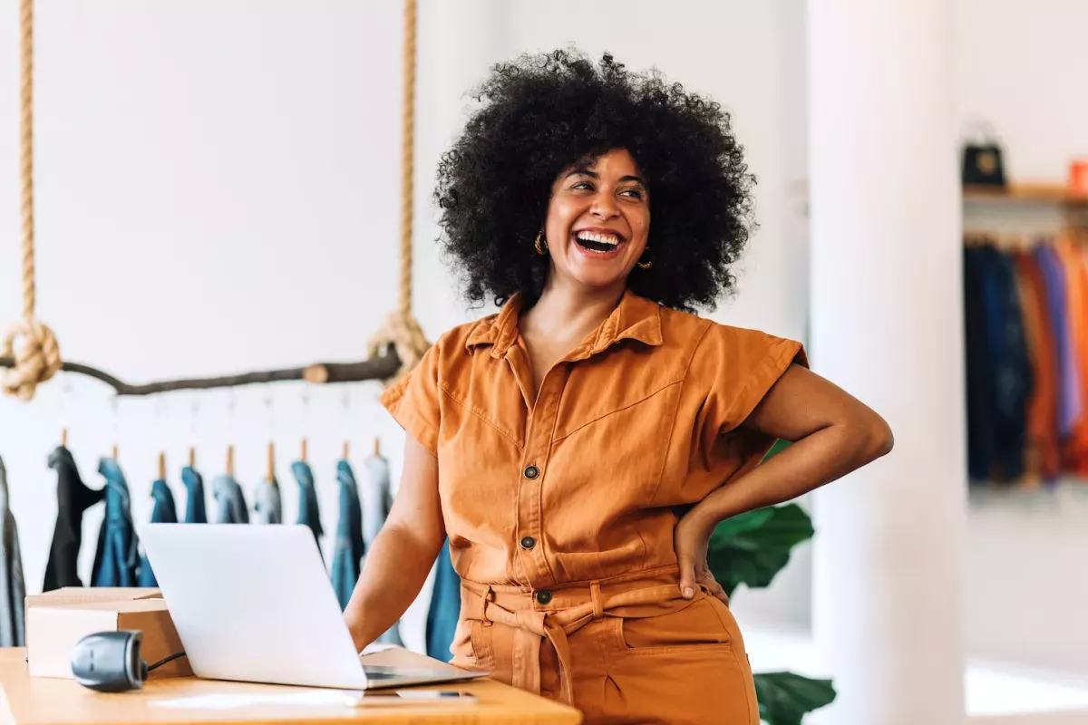 GettyImages-1412652081.jpg Woman working in a clothing store
