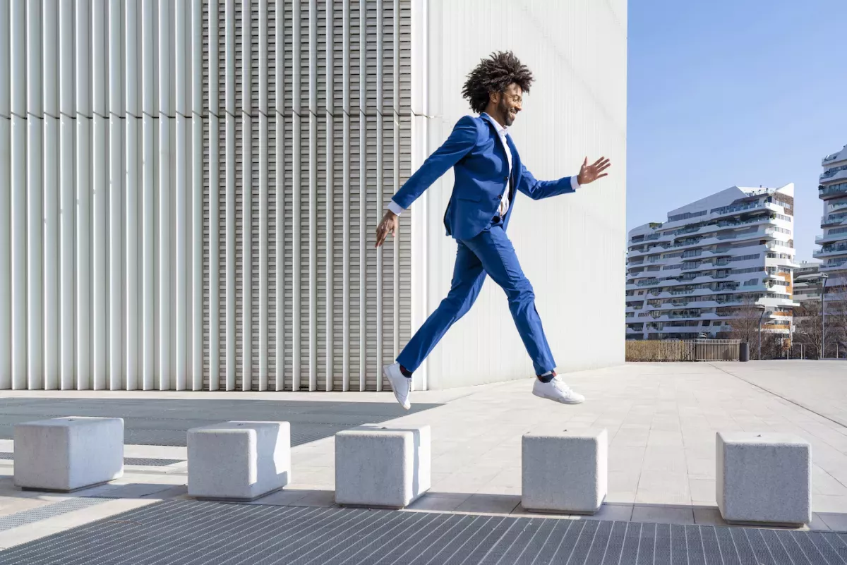 Man.jpg Man jumping