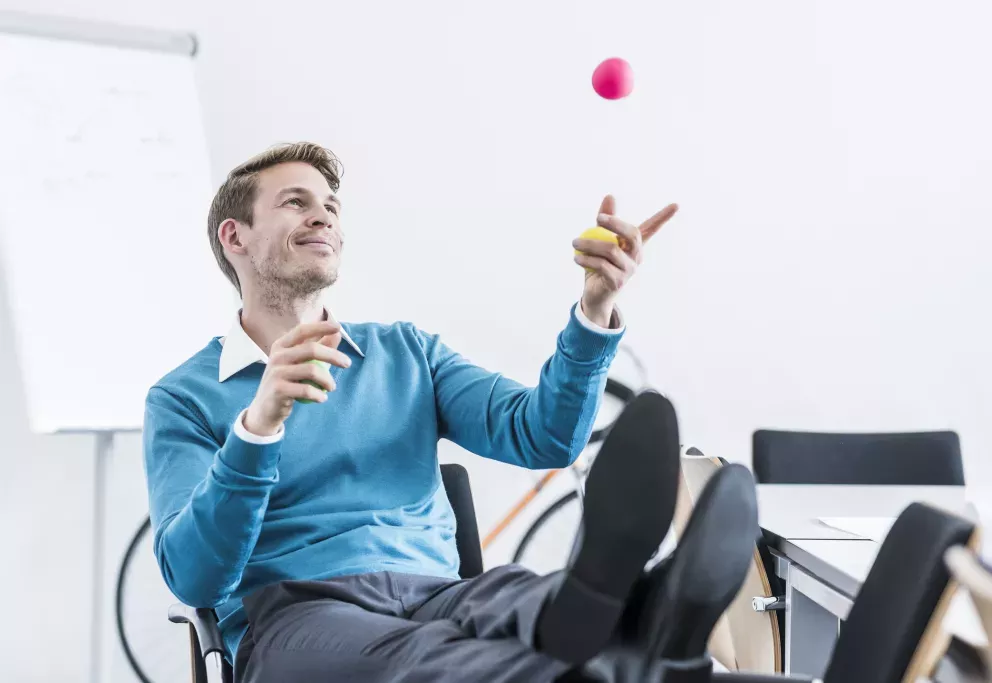 Man juggling