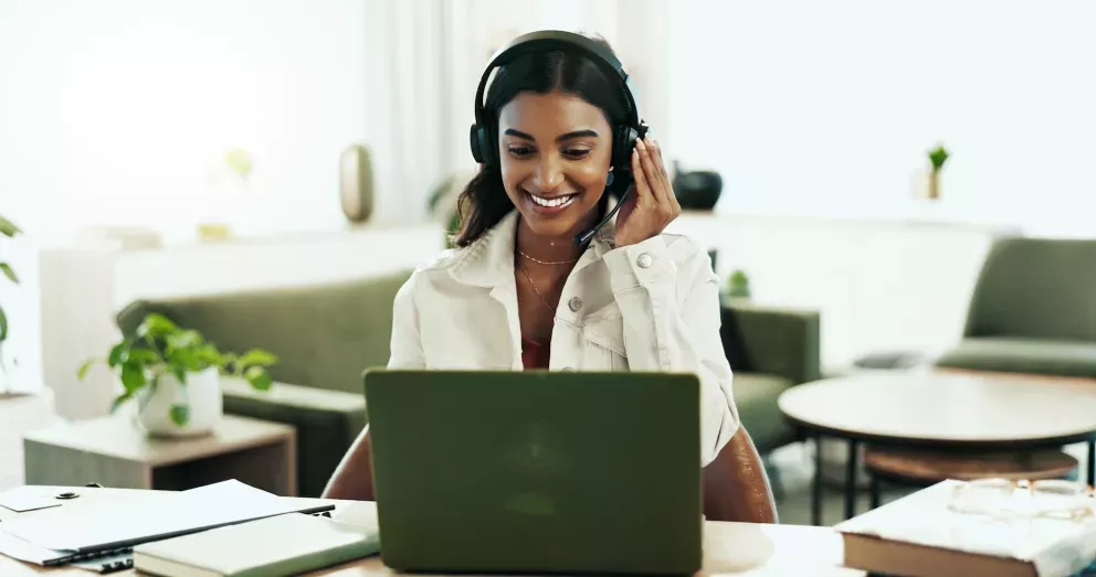 Woman on computer Woman on computer